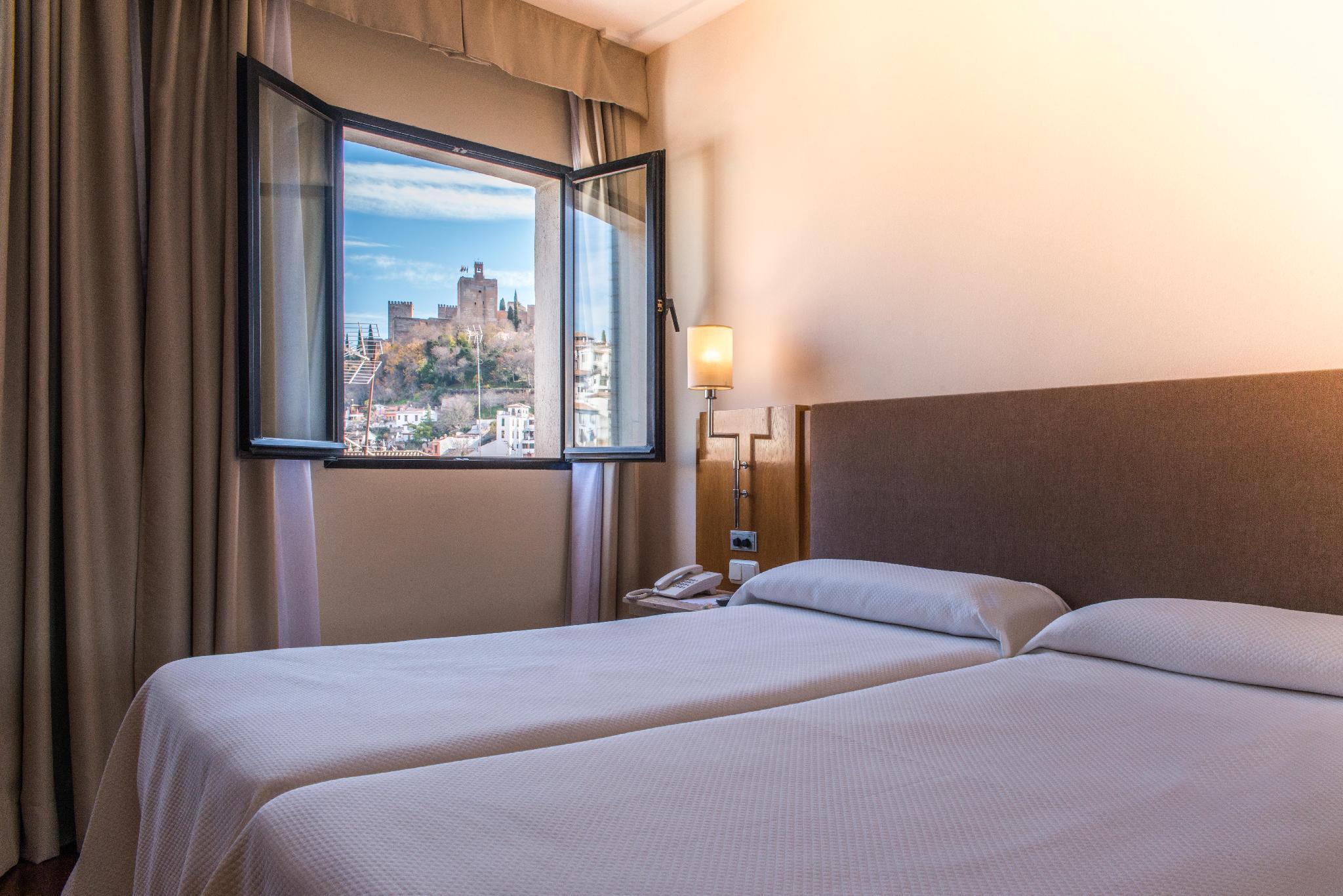 Hotel Inglaterra Granada Bagian luar foto