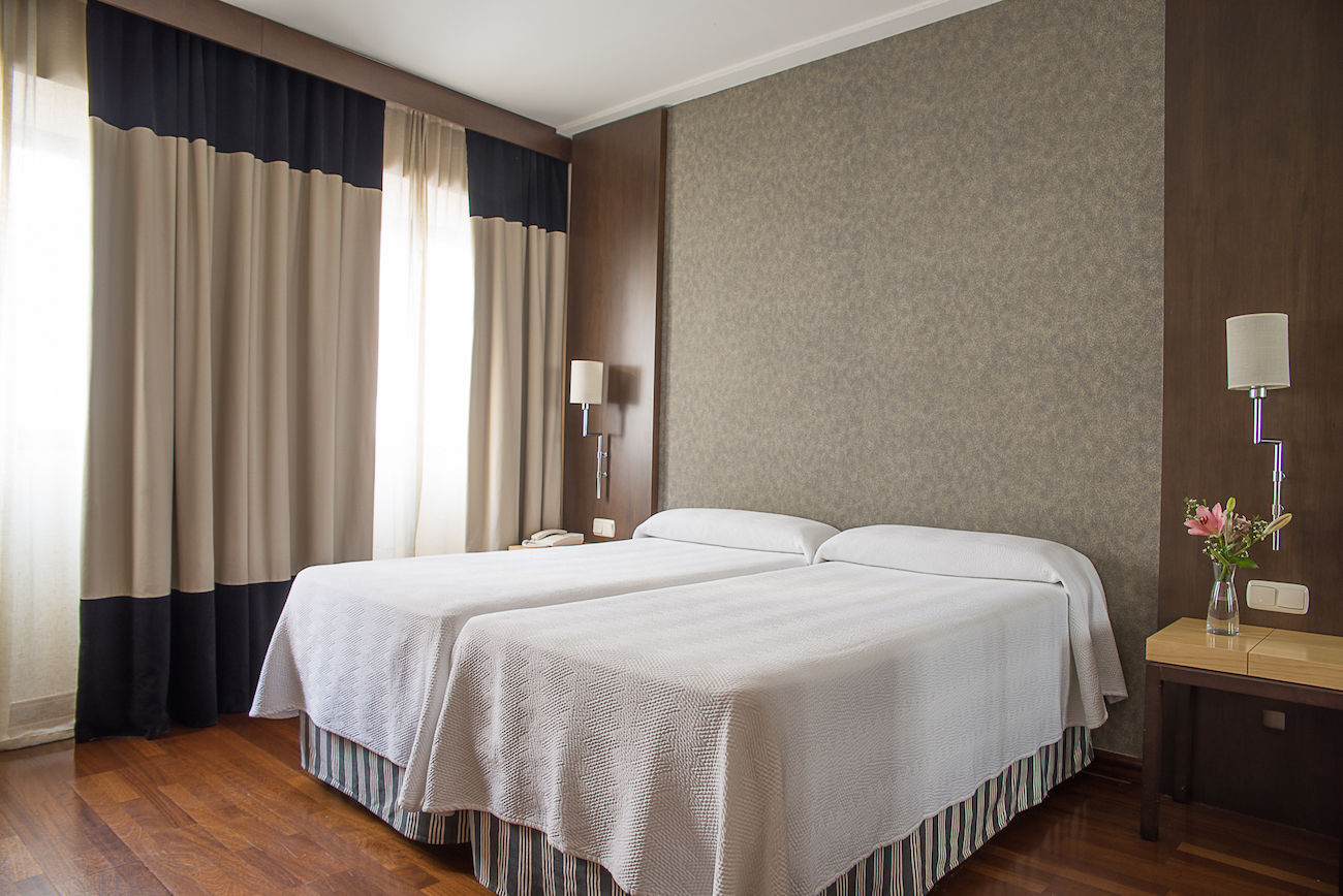 Hotel Inglaterra Granada Bagian luar foto
