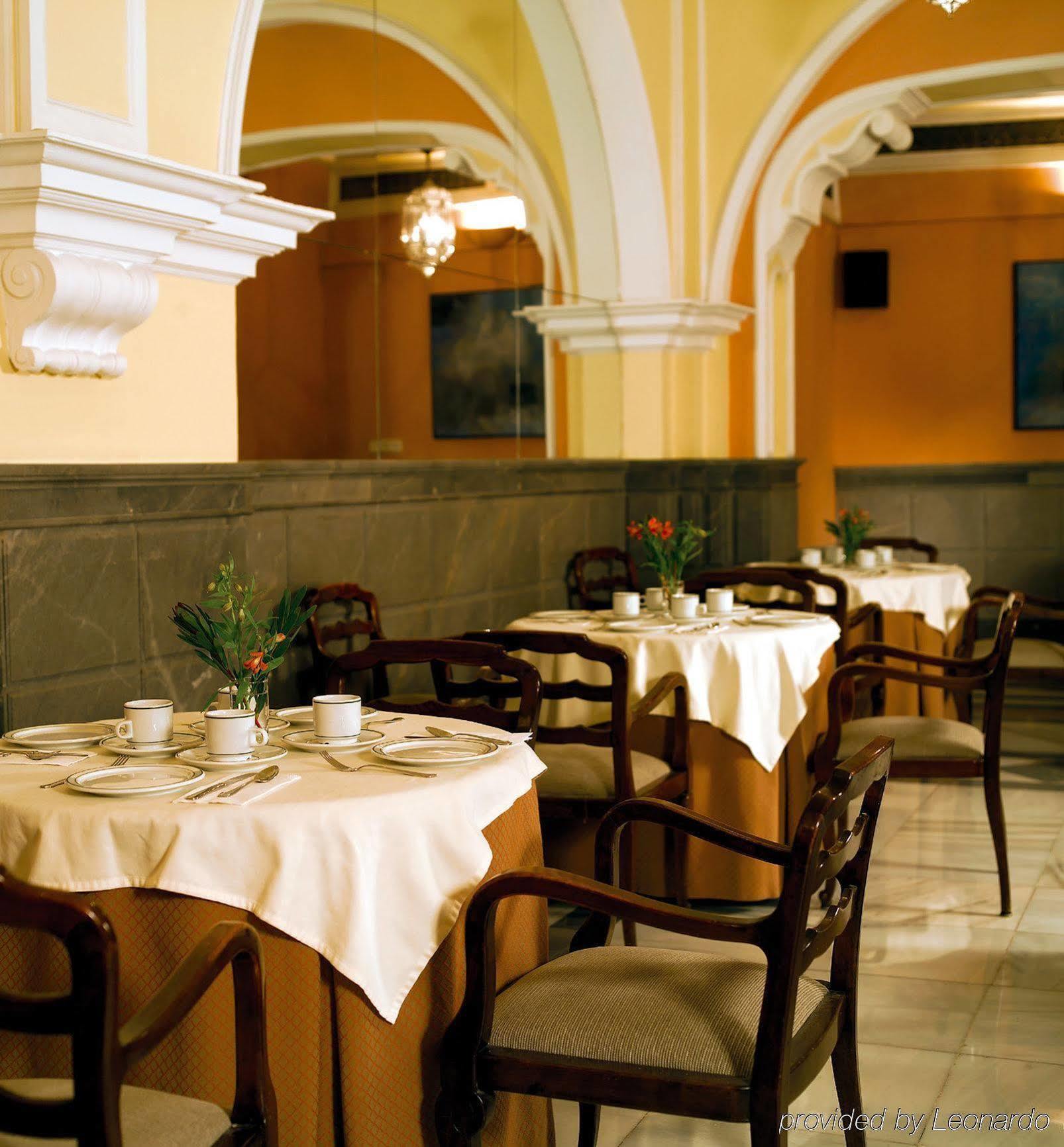 Hotel Inglaterra Granada Restoran foto